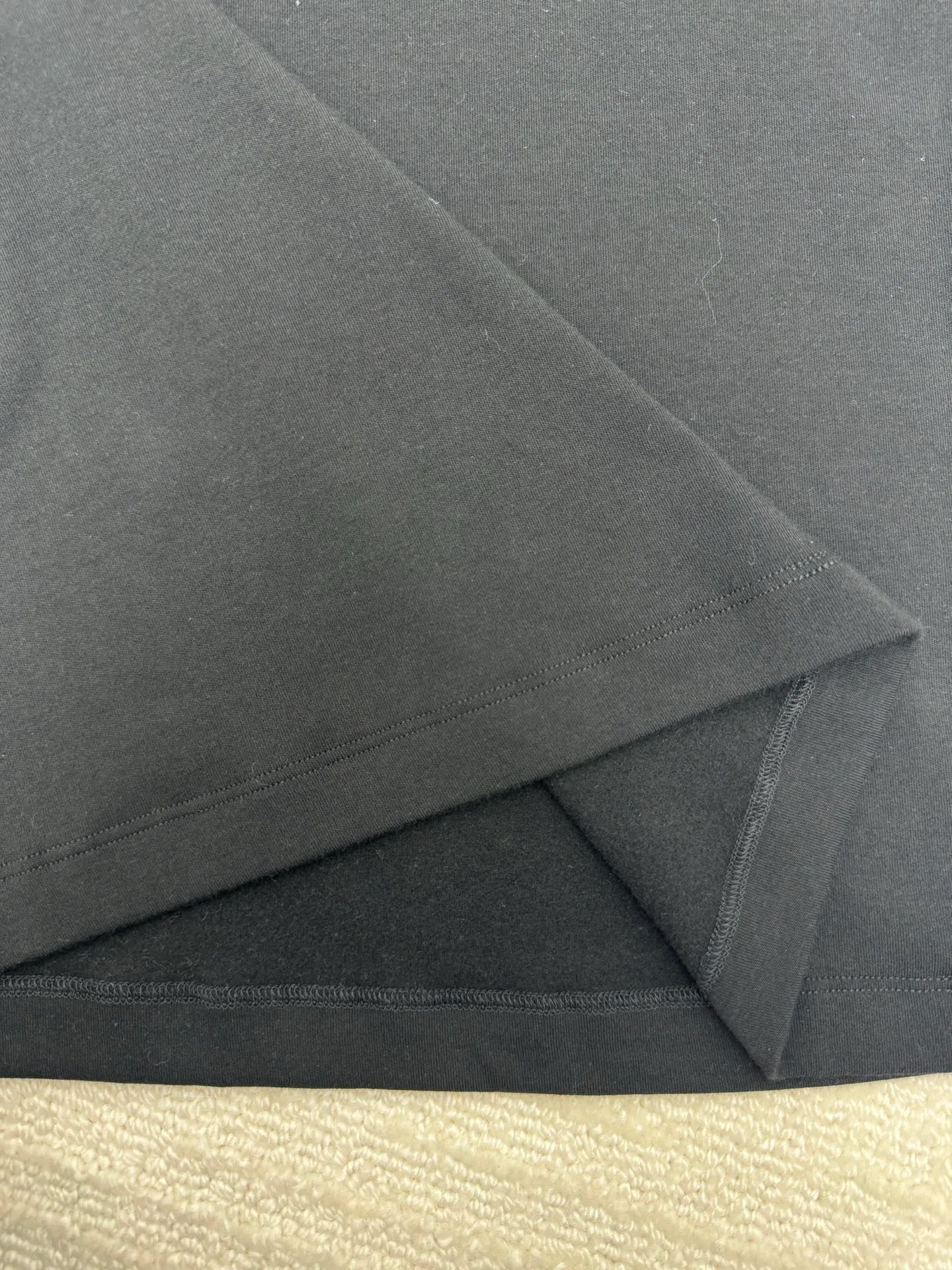 P310 Chrome Hearts high-neck velvet long-sleeved bottoming shirt. The fabric is soft. Made of imported high-density double-sided stretch cotton fabric. Same style for men and women. Full details. Original pattern. Size: S M L XL 2XL. Color: black white.